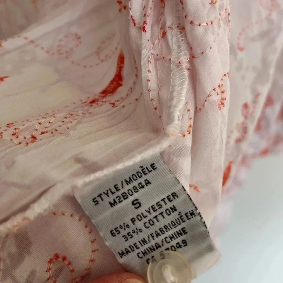 Marie Claire  button down shirt with orange embroidered design size small - Picture 4 of 7